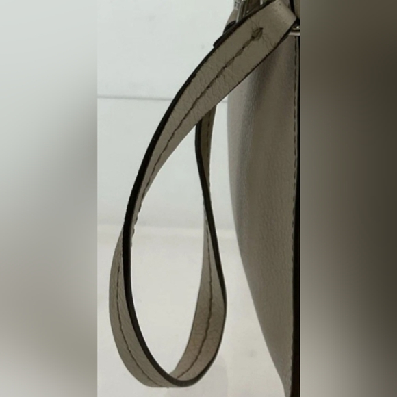 MICHAEL KORS WRISTLET XL - Picture 3 of 7